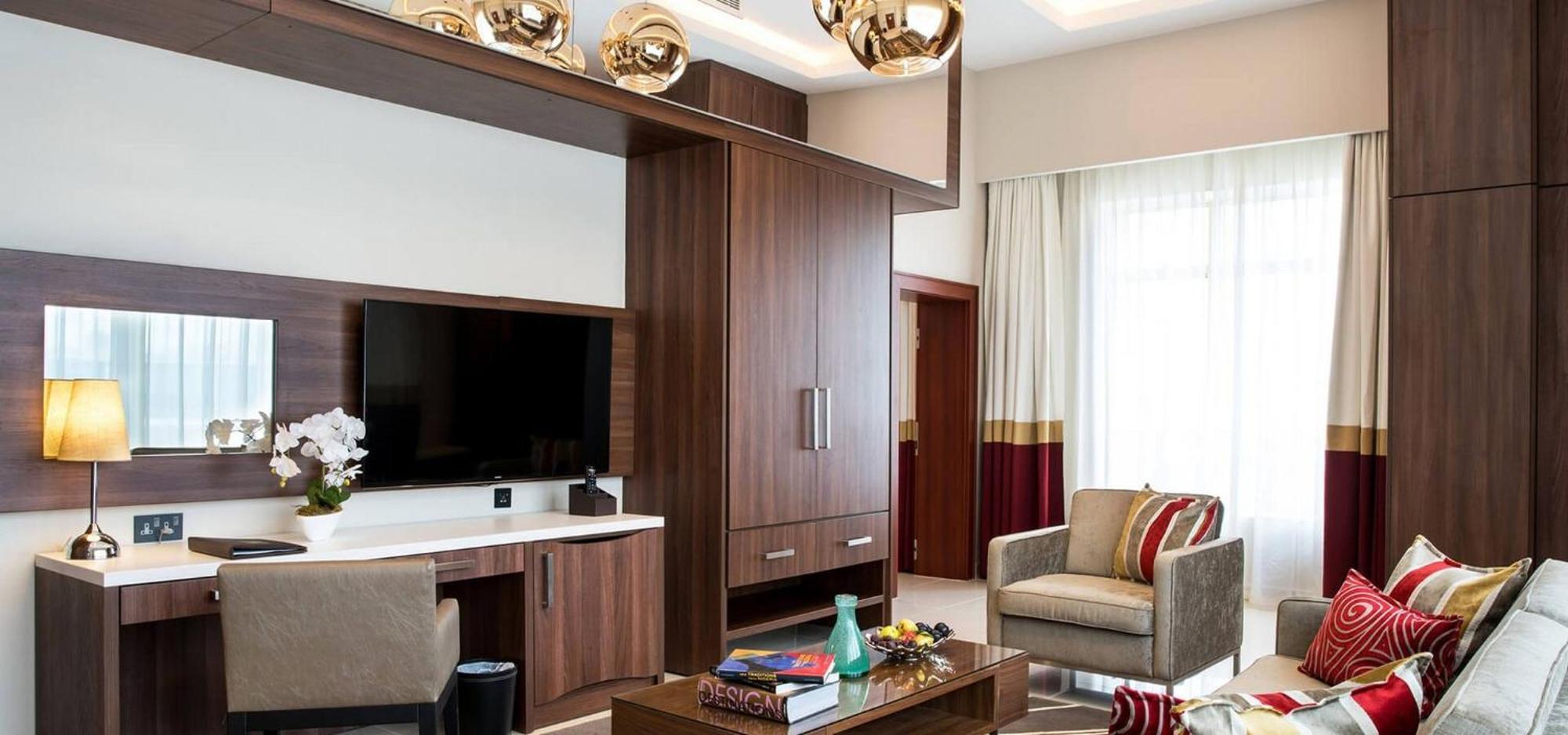 Room In Lodge - The Envoy Hotel And Suites أبوجا المظهر الخارجي الصورة